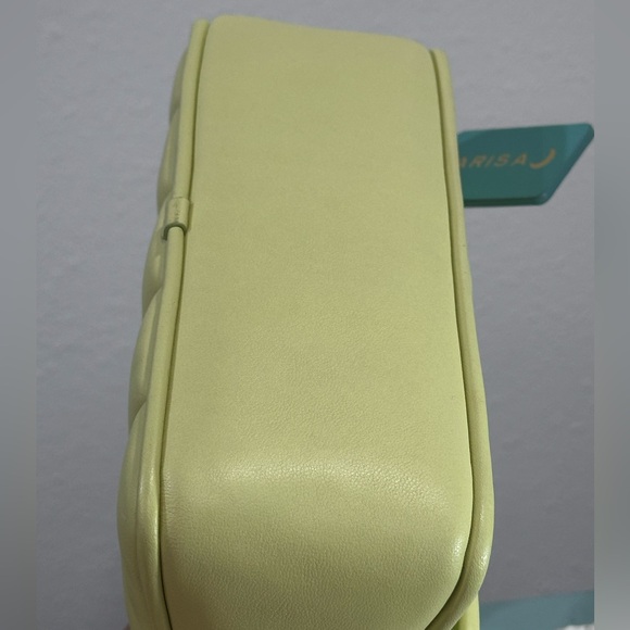 Coach Turnlock Clutch with Quilting‎ Bag - Picture 6 of 15